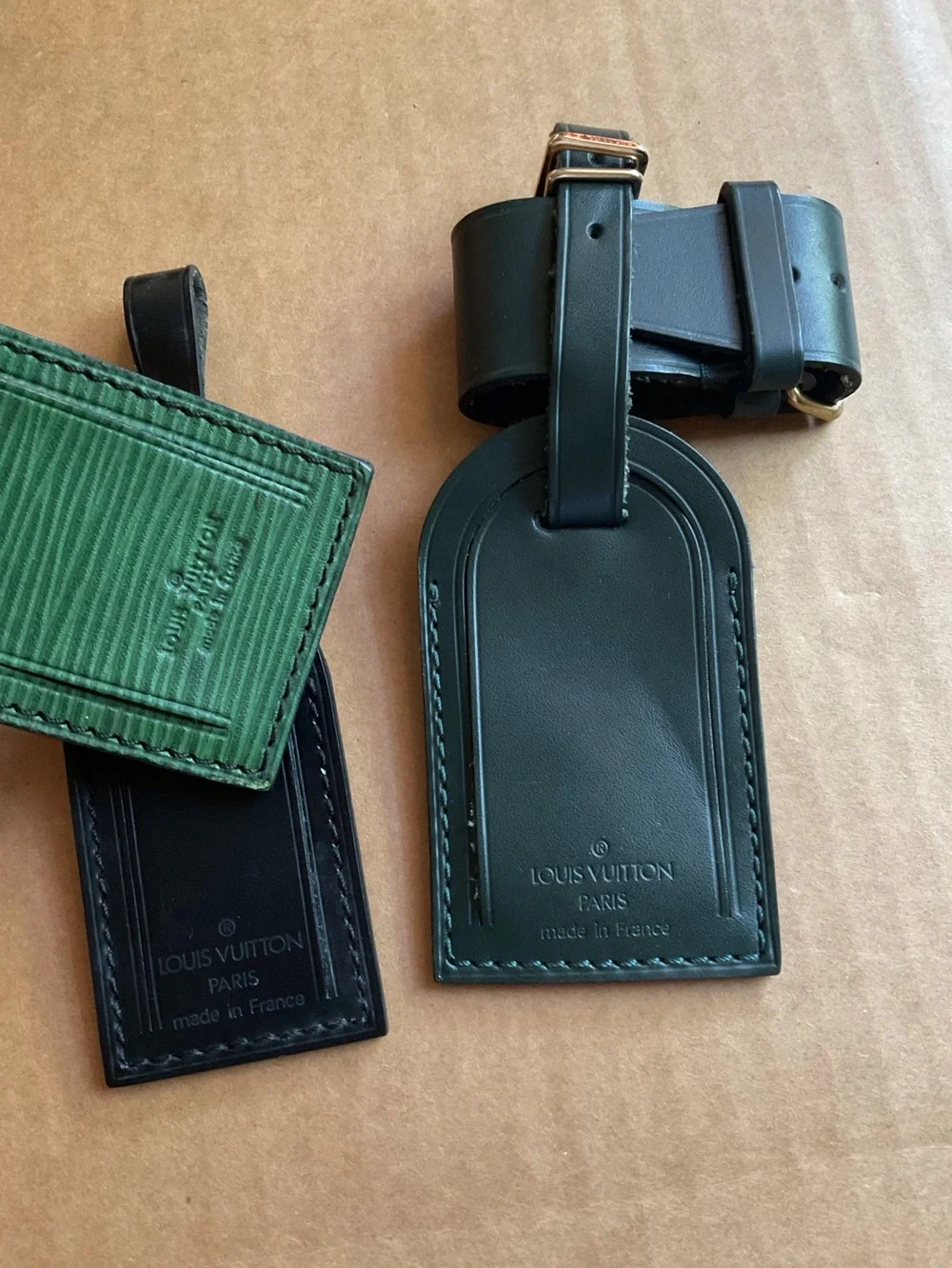 ✅LV PICK 1 set color, AUTHENTIC LEATHER TAG